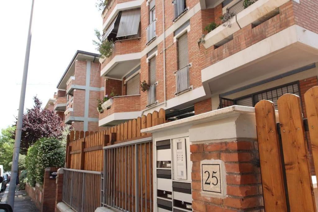 Vatican Flat Cozy Court Рим Екстер'єр фото